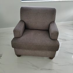 Single Chair