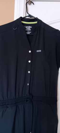 2 jumpsuits scrubs Size Small
