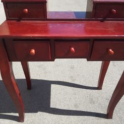 Vanity Desk. 32x16, 30" tall