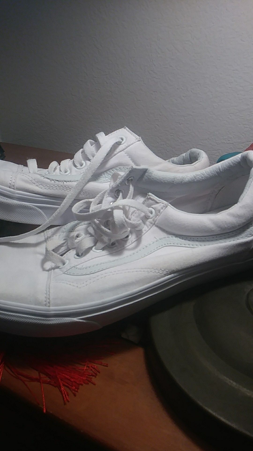 Vans Old skool Mens Sz 11 white *ACCEPTING Trades*