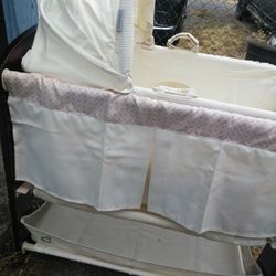Baby Bassinet Changing Table Combo New