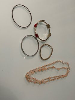 Jewery necklace and bracelet