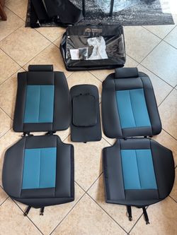 Coverado Universal front Seat Covers Blue Black