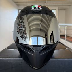 AGV K1 Helmet w/Silver Iridium + Clear Visors | Matte Black (XS)