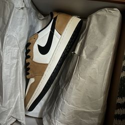 DS Jordan 1 Rookie Of The Year Size 9.5 Lows