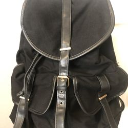 Good Condition Forever 21 Backpack 