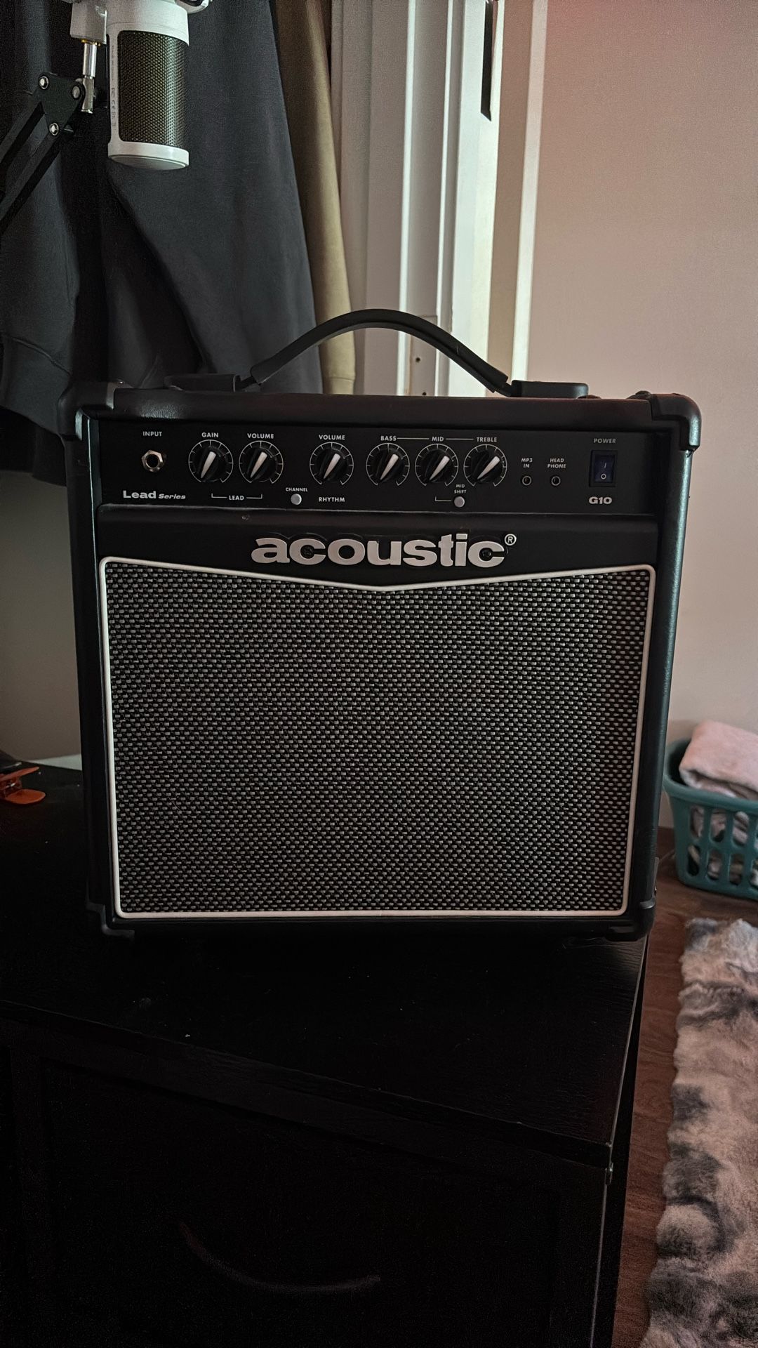 Acoustic Guitar Amp
