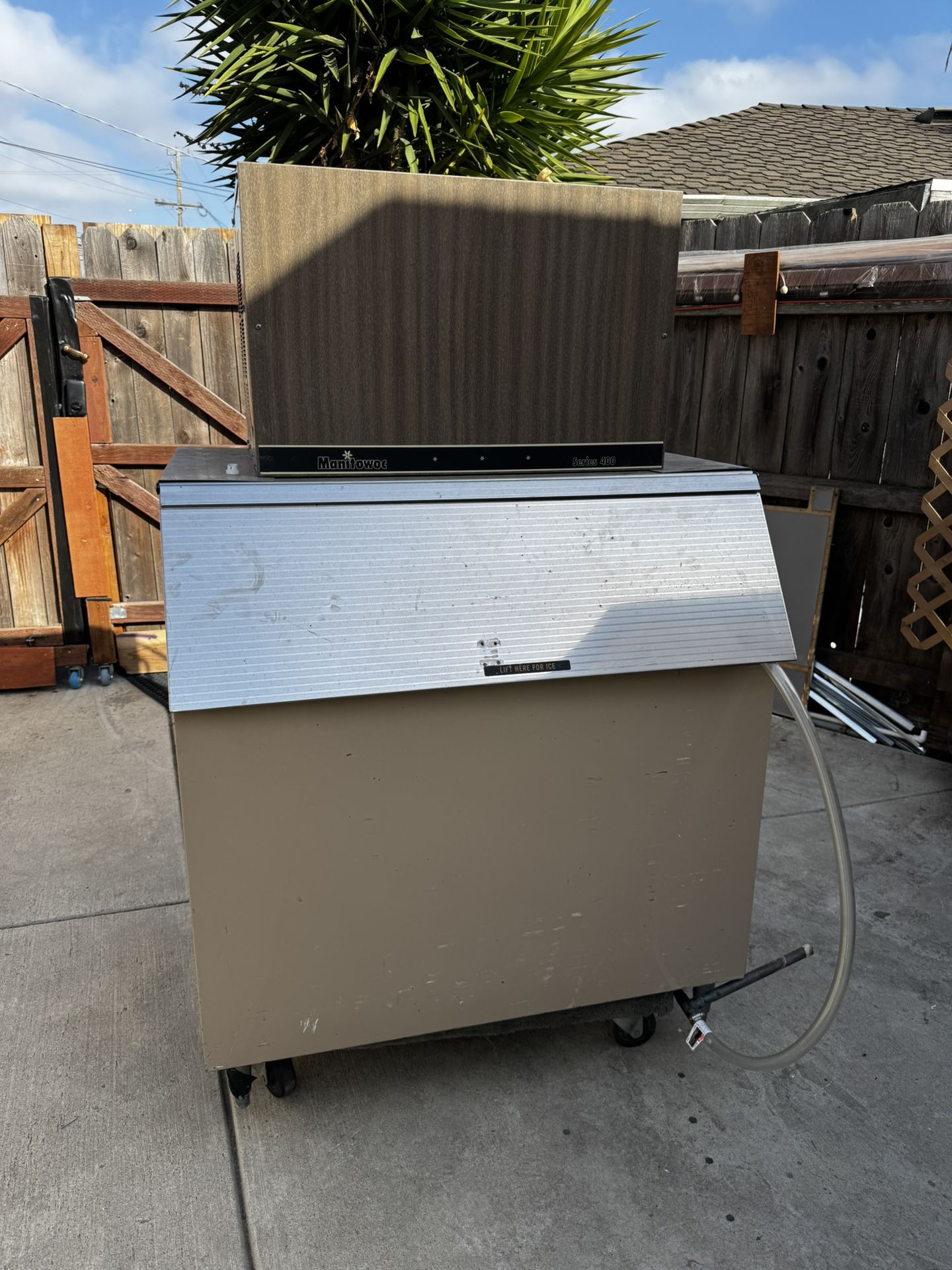 Commercial Ice maker