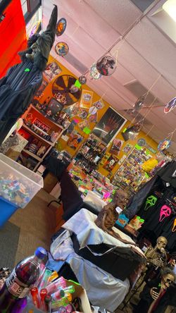 Halloween props animated, clowns, zombies, etc.