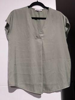 She + Sky Sage Green V-Neck Blouse