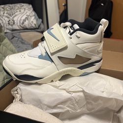 Nike Air Diamond Turf