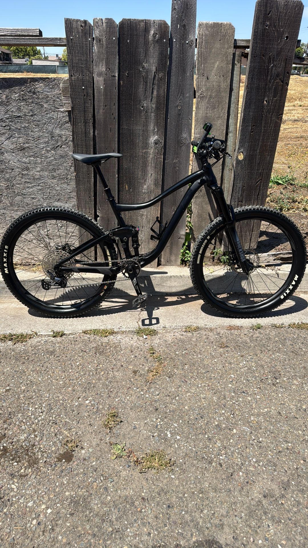 MTB BIKE GIANT TRANCE