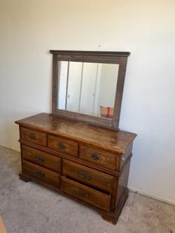 Free dresser