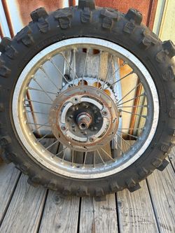 Cr500 rear wheel and swing arm