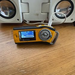 iRiver T 10 Blue (1 GB) Digital MP3 Media Player RARE!