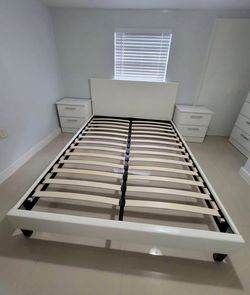 Bedroom Set - Juego de cuarto