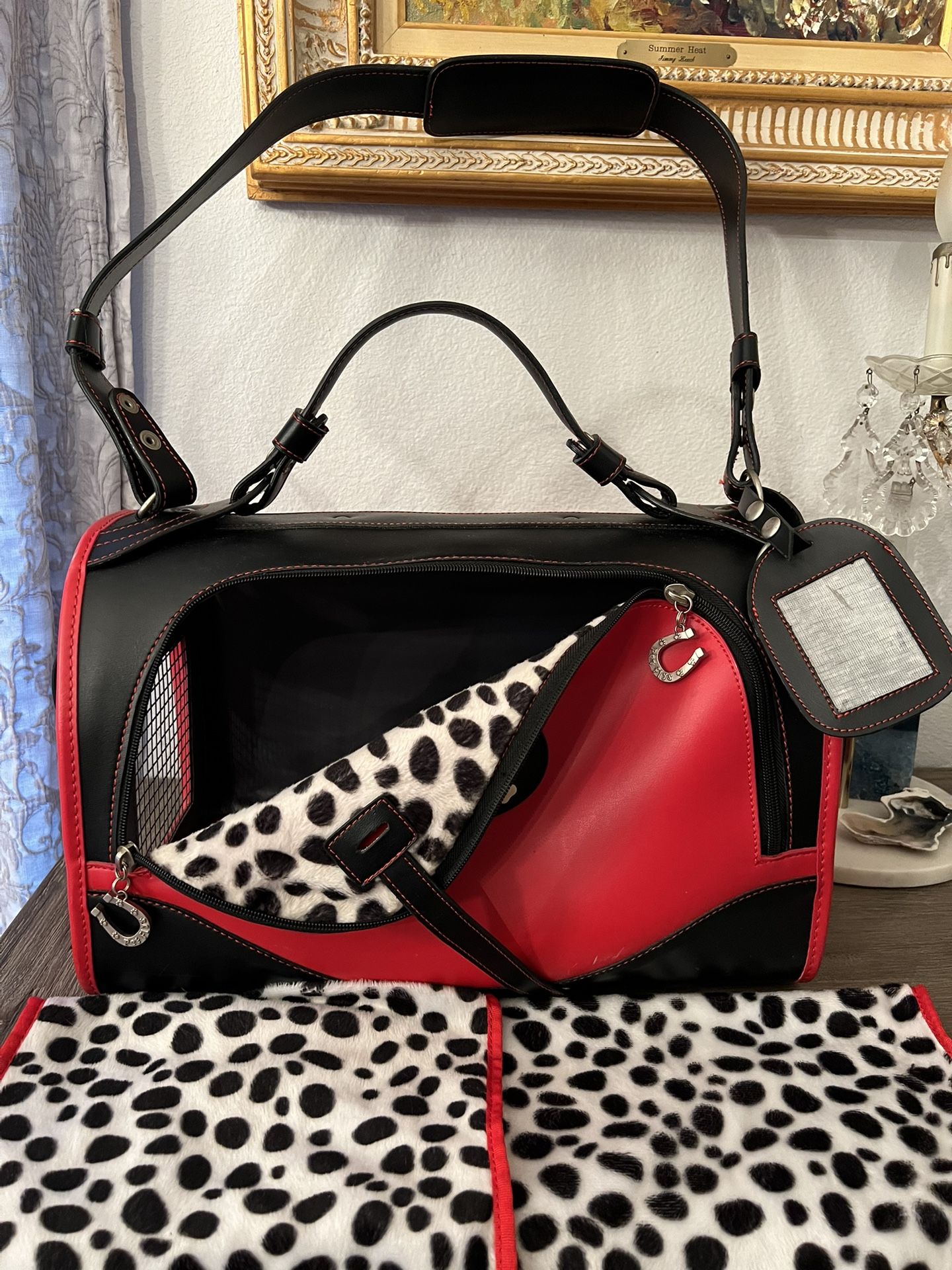 Pet Flys Pleather Dog Cat Puppy Carrier Happy Skull Design Red/Black Airline Approved SMALL - 10"H x 9"W x 16"L Comes with bla