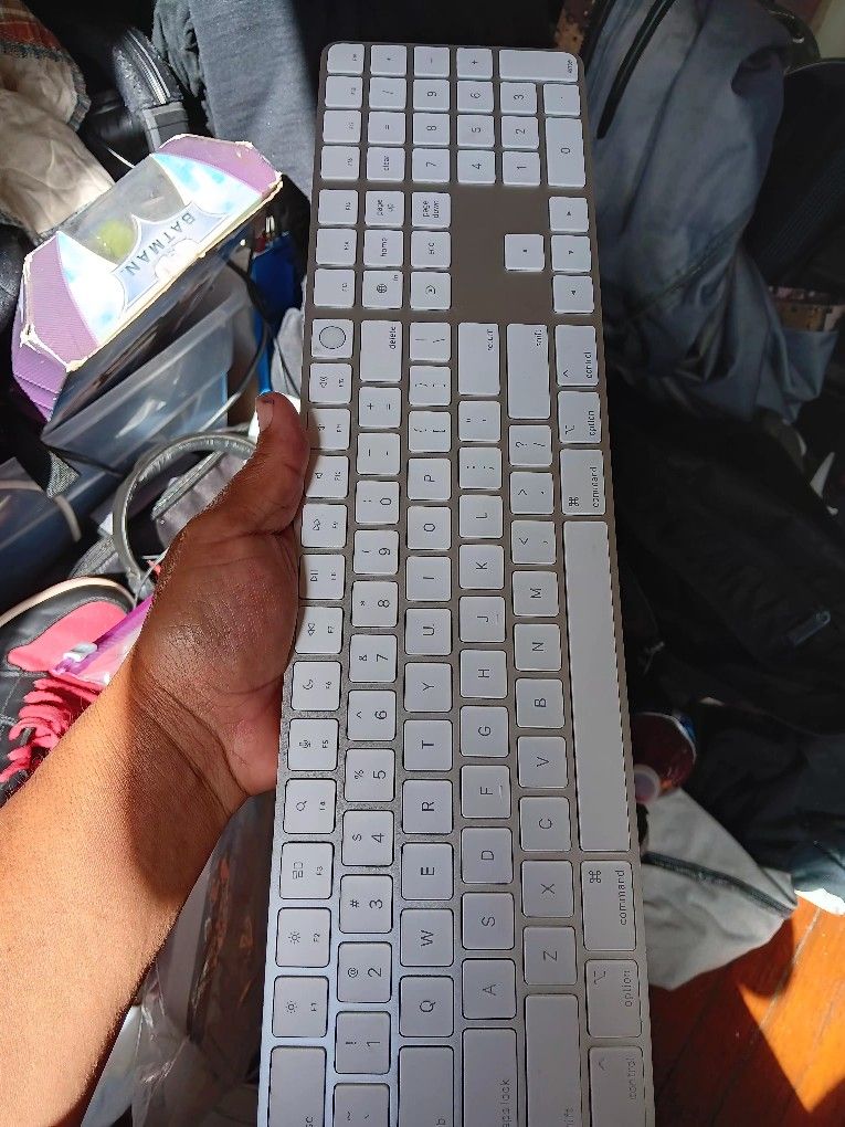 Apple A2520 Magic Keyboard