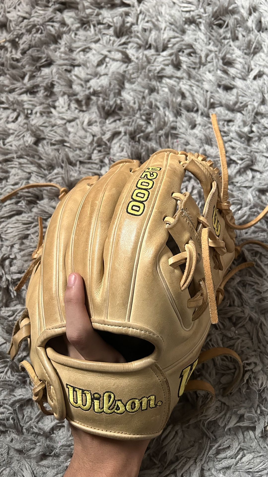 Wilson A2000