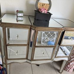 Mirrored Entry Table 