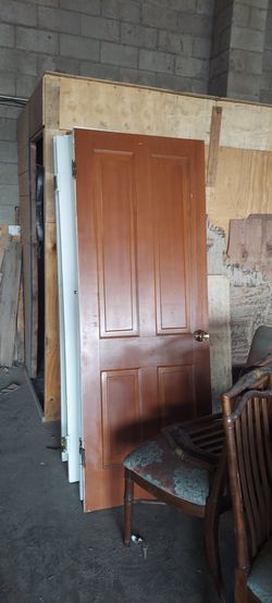 Interior solid wood doors