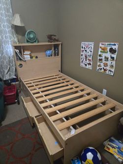 Twin bed no with mattress