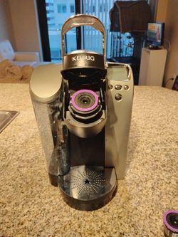 $15 Keurig Coffee Maker - Clean & Great Working Condition