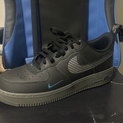 Nike Air Force 1 ‘07 lV8 