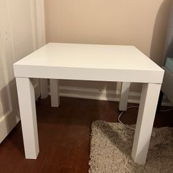 2 Sets Of IKEA LACK Side tables, white, 21 5/8x21 5/8”