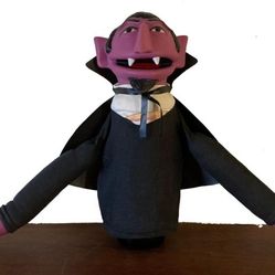 Count Von Count Hand Puppet Topper 1973