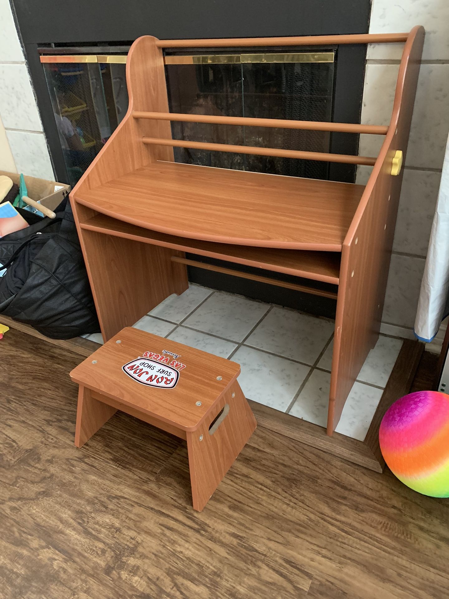 Kids Desk/activity Table