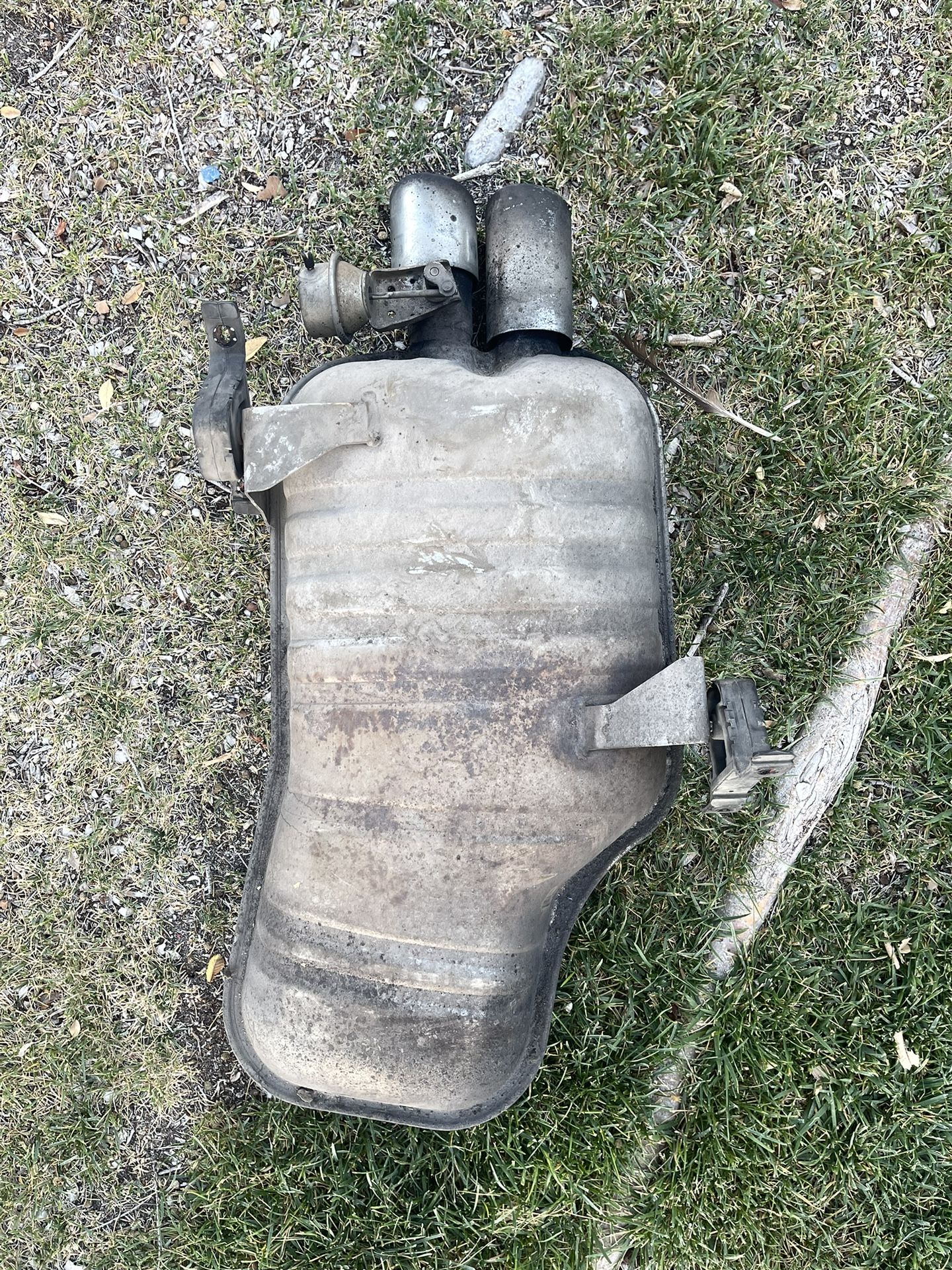325xi (e46) Valved Muffler
