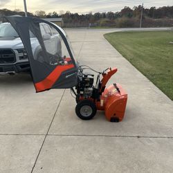 Husqvarna St230 Snowblower