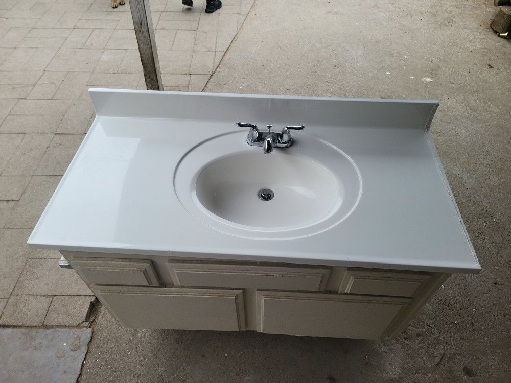 COUNTER TOP