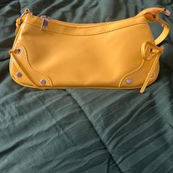 Yellow bag