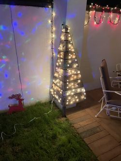 Wooden Christmas Tree Displays