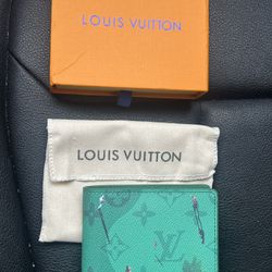 Louis Vuitton Men Wallet 