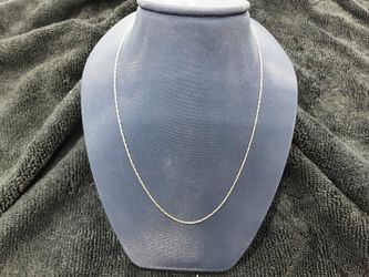 Chain - Yellow Gold 10k (.417) 0.4 grams 18 inch