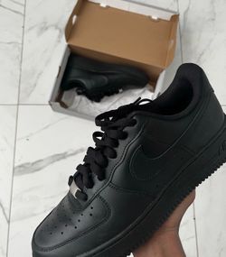 AUTHENTIC Nike Air Force 1 Black Size 10.5 with box