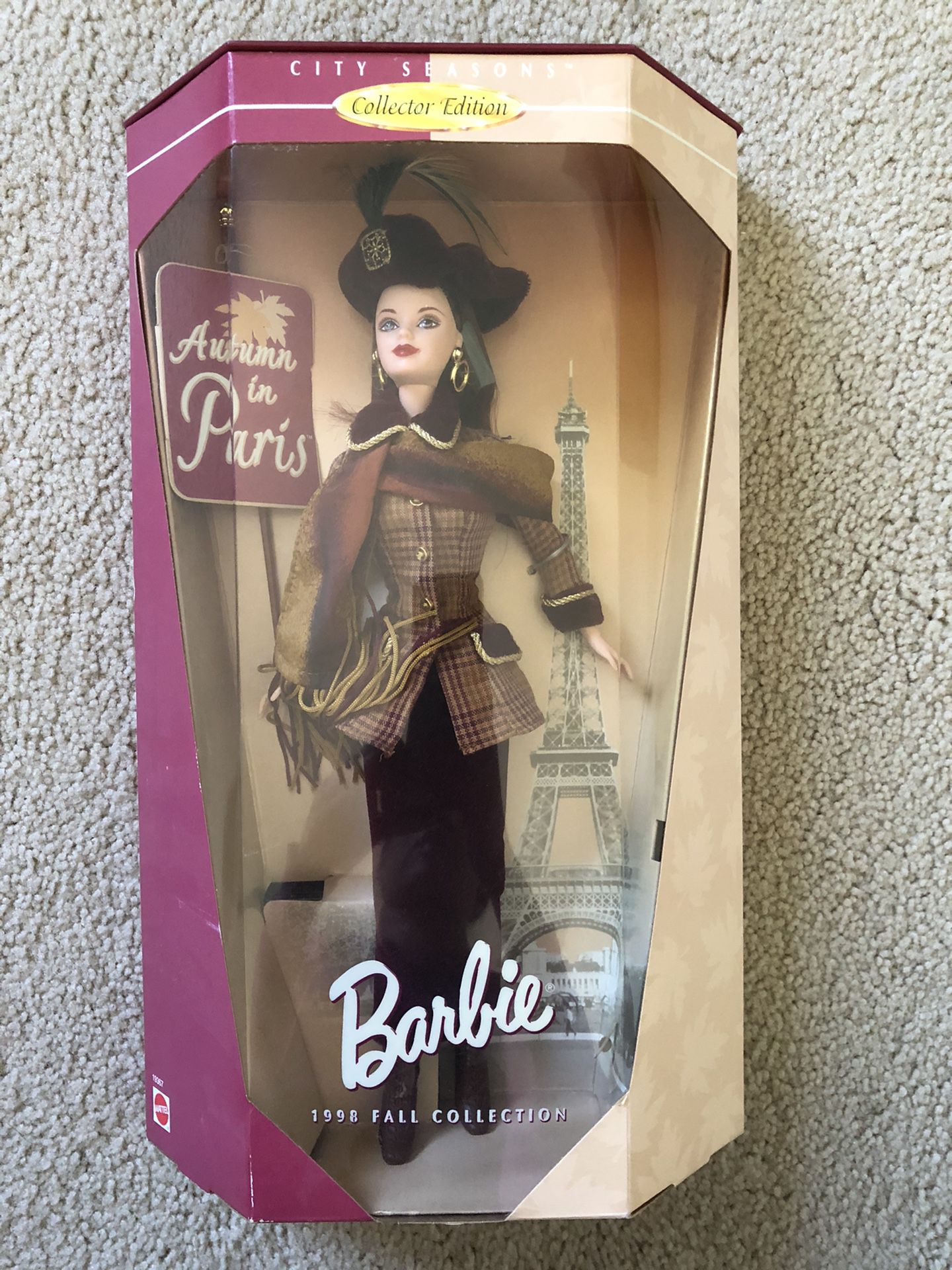 NEW in box 1998 Autumn in Paris collector’s Barbie
