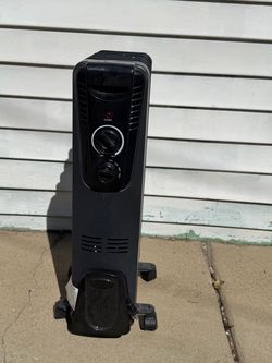 Electric space heater-oil filled portable radiator