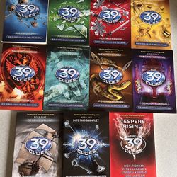 Boxed set of the first eleven books in The 39 Clues book series