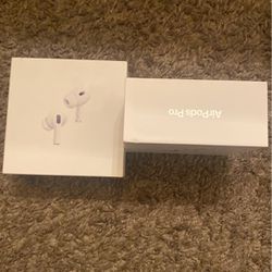 Airpods Pro 2nd Gen W Charger Apple
