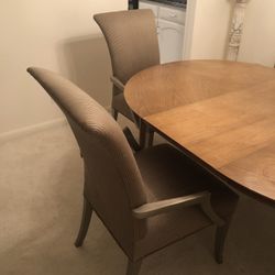 Dining Table And 4 Chairs 