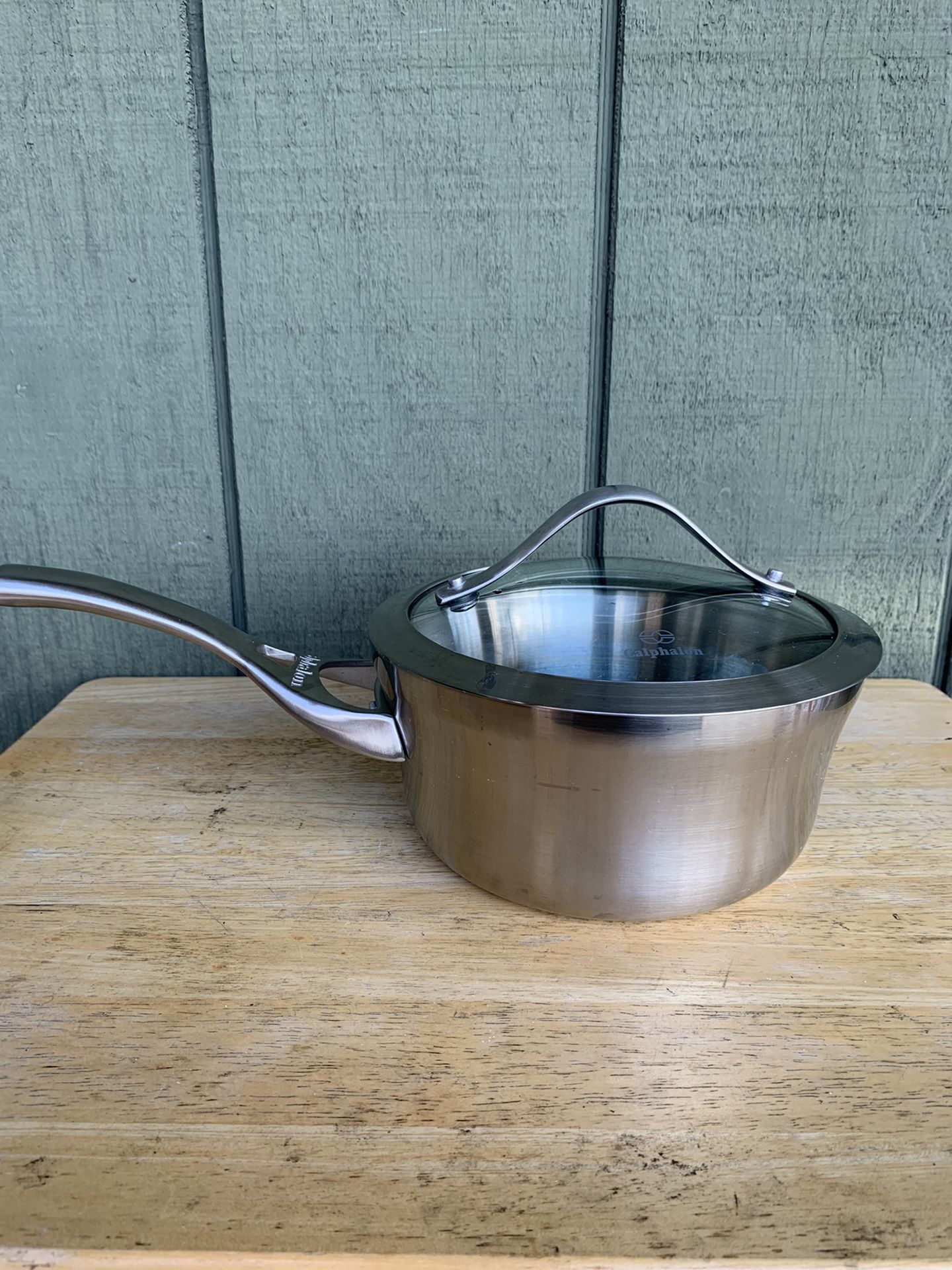 Calphalon 1.5 Qt Sauce Pan 8701-2 Stainless Steel Pot And Visible Lid for  Sale in West Covina, CA - OfferUp