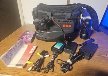 RCA CC547 Colorview Camcorder - 24x Zoom Plus - VHS Video Camera WORKING