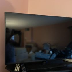 TV - 40” Samsung