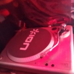 Ion Turntable 45 And 35 Rpm 