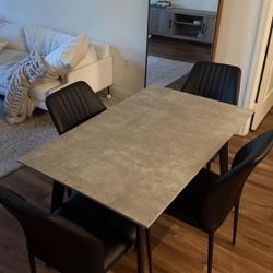 WAY FAIR TABLE AND CHAIRS