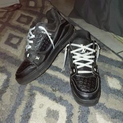 Lv Trainers 